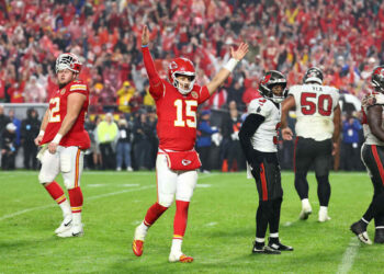 Chiefs Defeat Buccaneers, 30-24, in Overtime Thriller